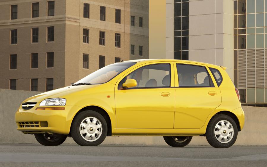  Chevrolet Aveo5 2005 года  (фото 3 из 16)